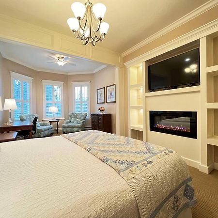 Best Western Grandma'S Feather Bed Mendenhaven Exterior photo