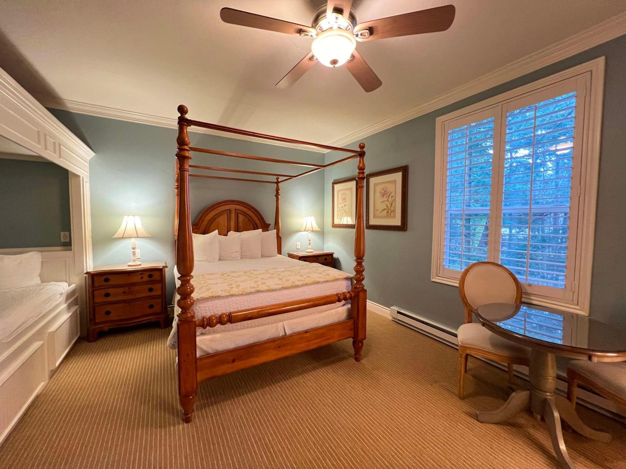 Best Western Grandma'S Feather Bed Mendenhaven Exterior photo